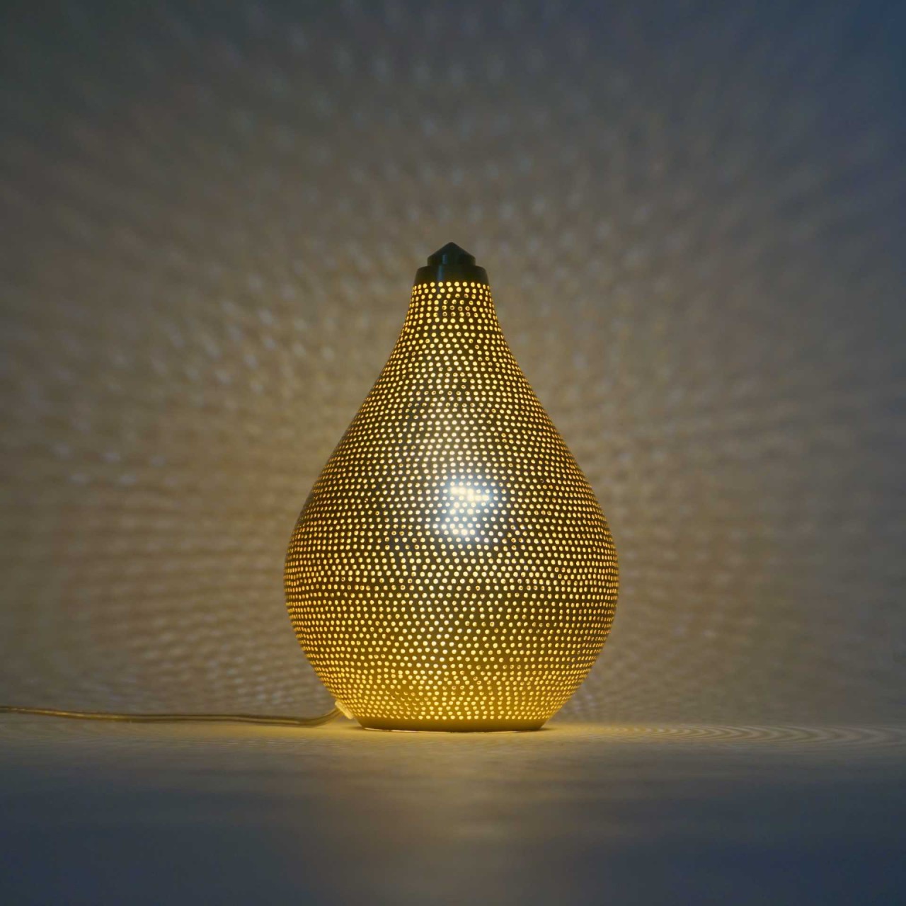 Tischlampe Kibe Dots S 25cm goldfarben Handwerk sweet mint